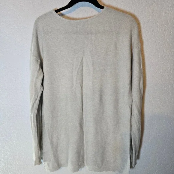 Vineyard Vines Women's Long Sleeve Merino Wool Blend V-Neck Knit Sweater Large - Picture 8 of 8
